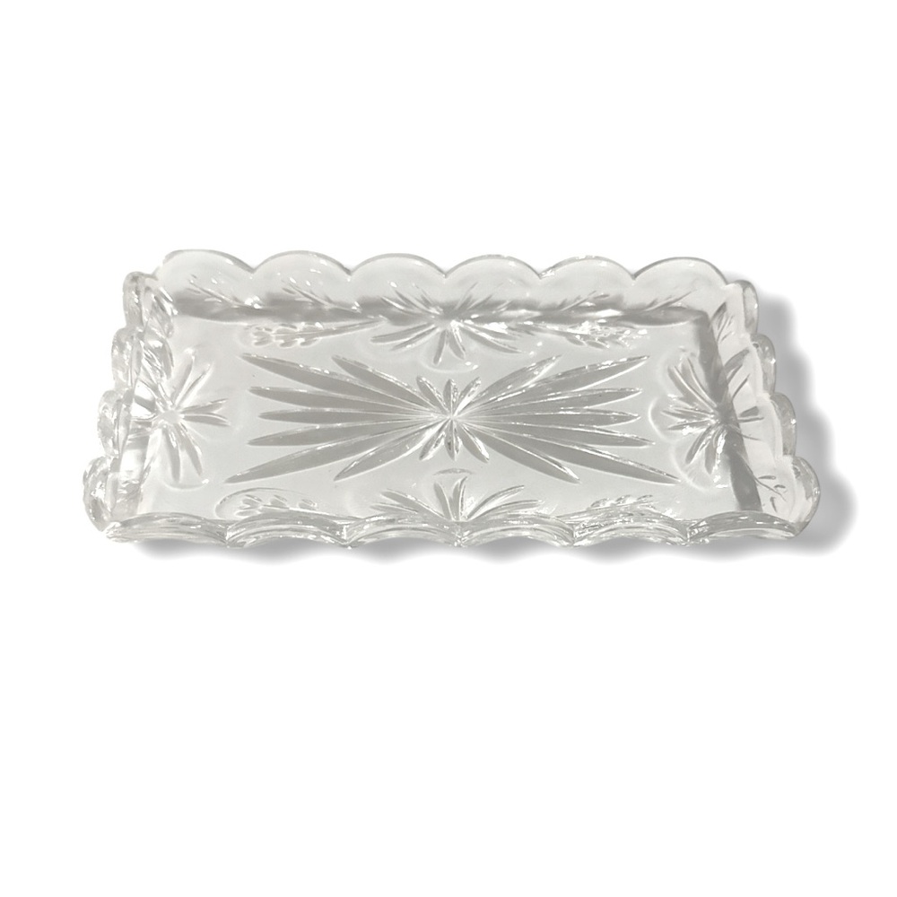 VINTAGE Floral Clear Scalloped Edge Jewelry Vanity Tray